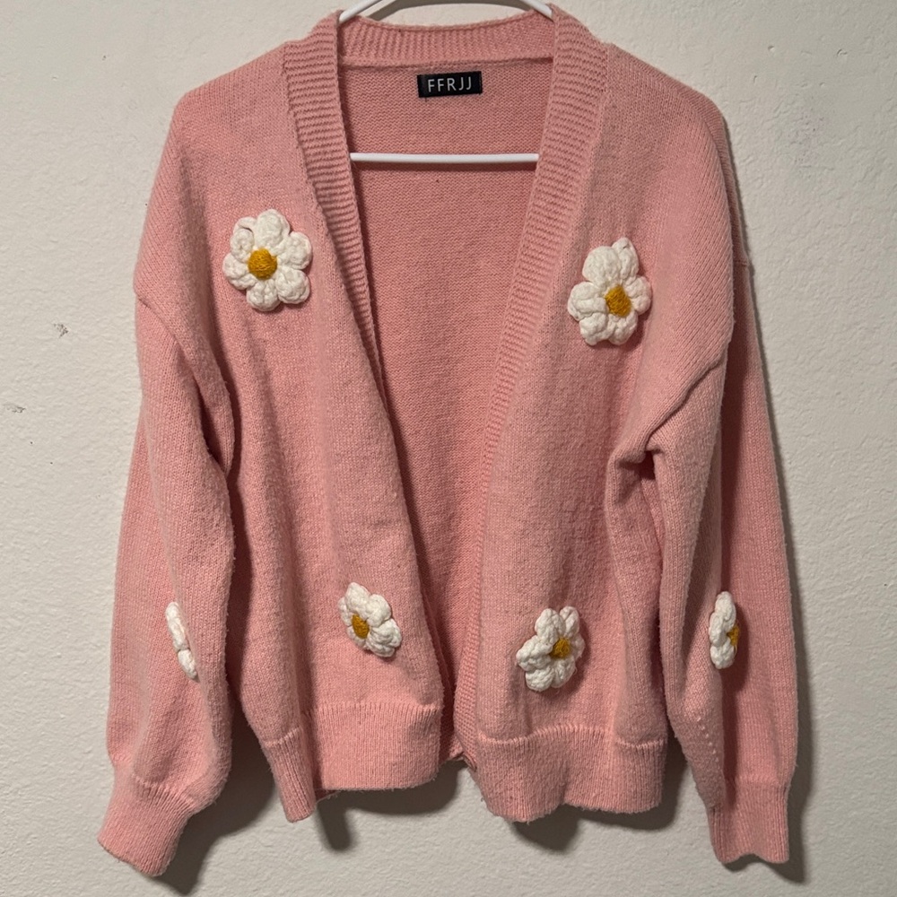 Pink Women's Sweater with Knitted Flowers - Medium